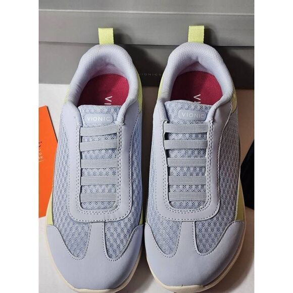 ladies Venya walking sneakers  Nwb - Picture 2 of 11